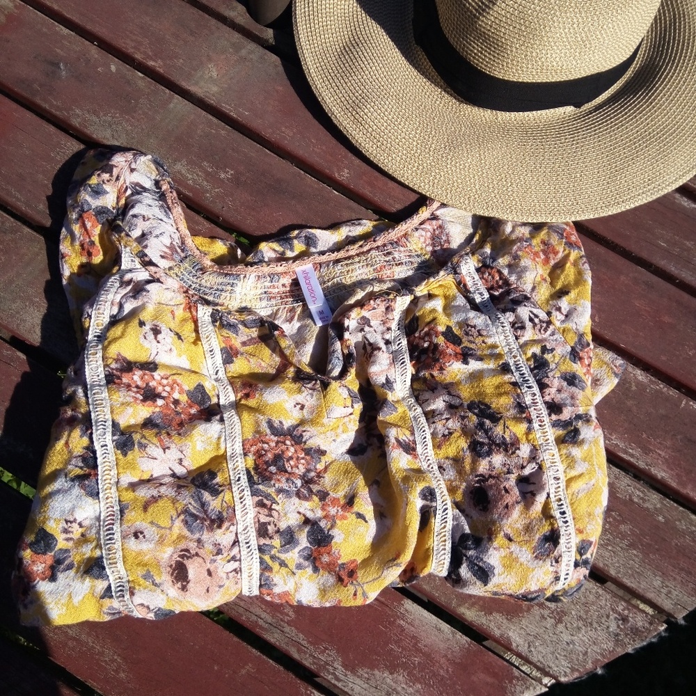 Bundle Pair Floral Shirts Dotted Xhilaration